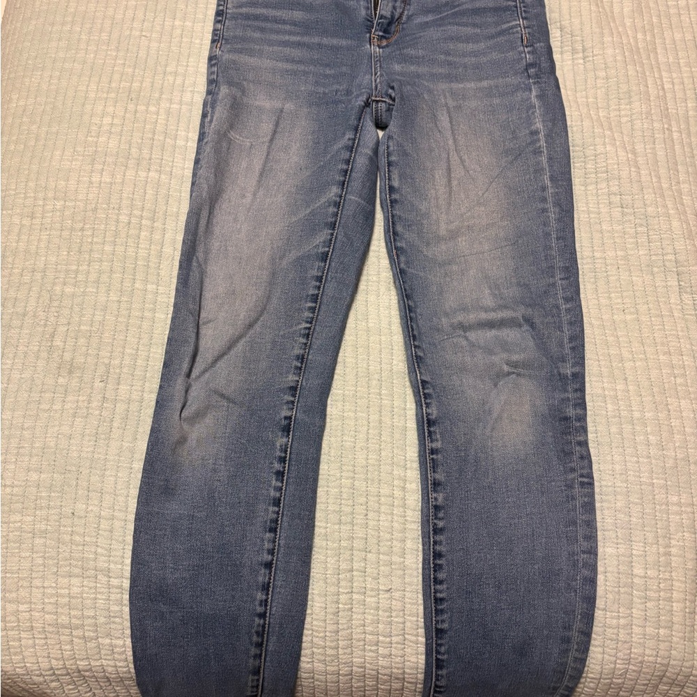American Eagle Outfitters Light Blue Skinny Jeans